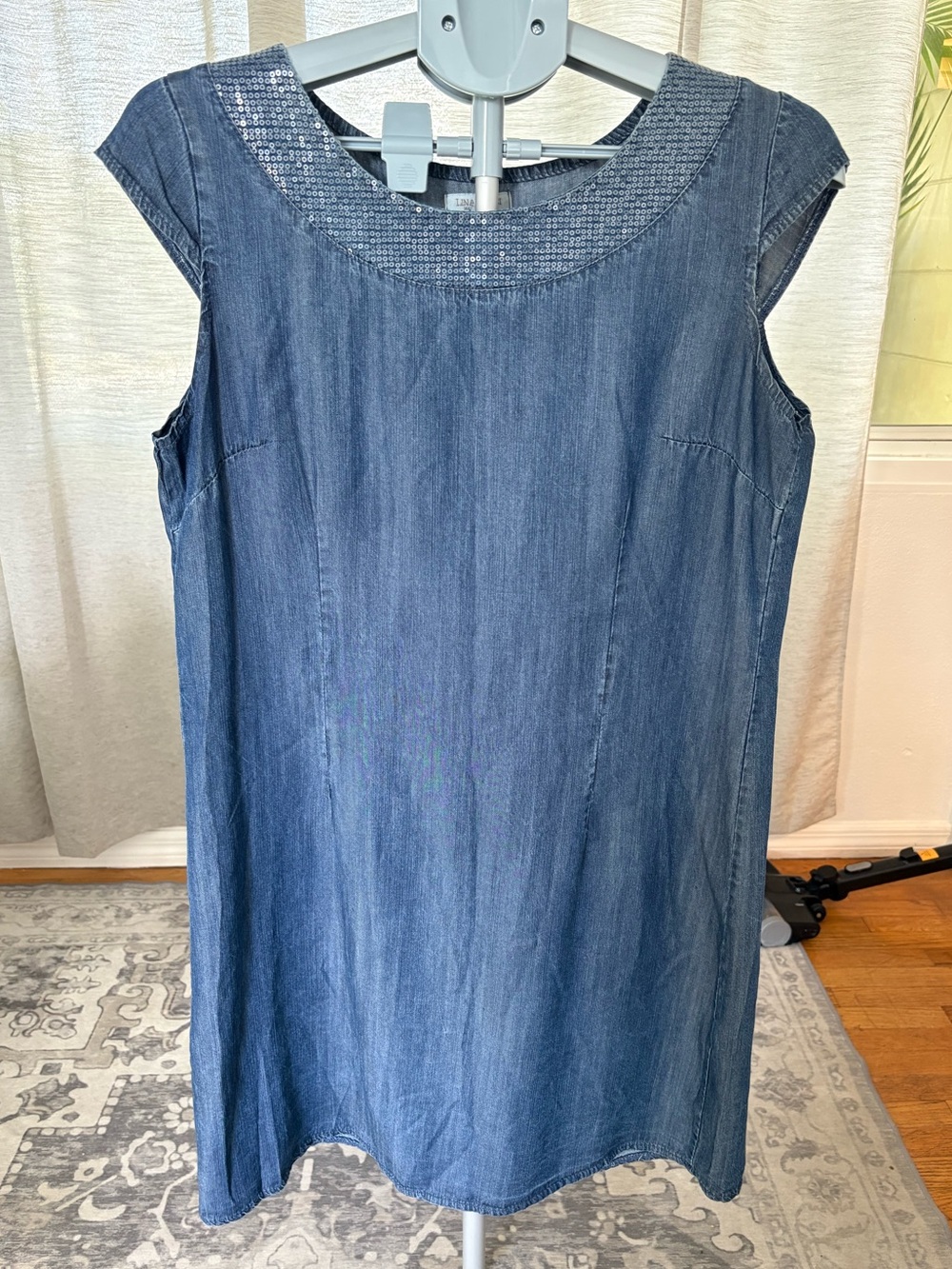 Lina Tomei Chambray Sequin Neck Shift Dress Size L– made in Italy - 100% tencel